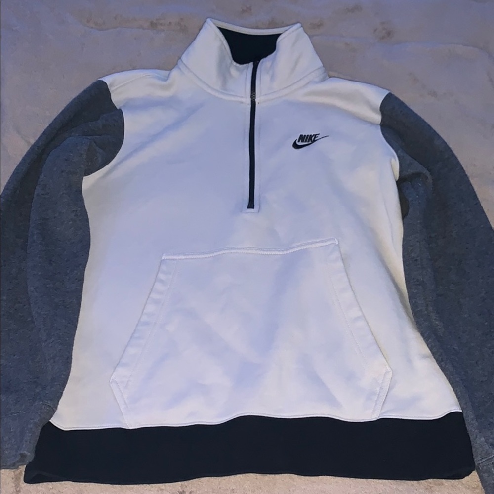 Nike Men’s Quarter-Zip Sweatshirt